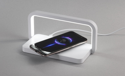 Лампа складная "Smart Light" с беспроводным (10W) зарядным устройством и подставкой для смартфона Лампа складная "Smart Light" с беспроводным (10W) зарядным устройством и подставкой для смартфона