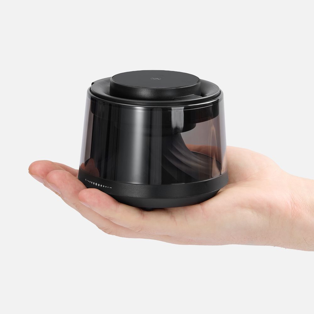 Bluetooth-колонка с подсветкой и беспроводной зарядкой Quantium Bluetooth-колонка с подсветкой и беспроводной зарядкой Quantium