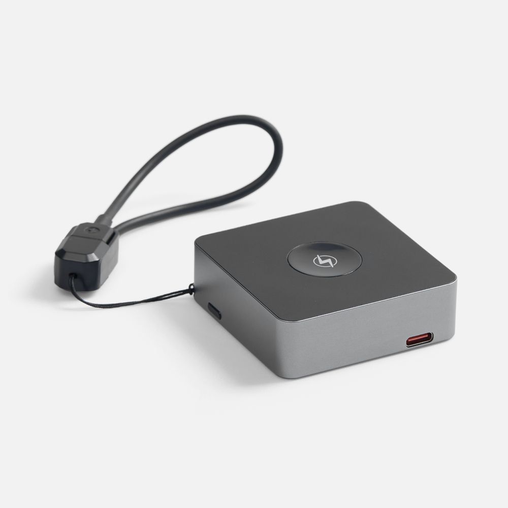 Внешний аккумулятор с беспроводной зарядкой Aura Power 5000 мАч Внешний аккумулятор с беспроводной зарядкой Aura Power 5000 мАч