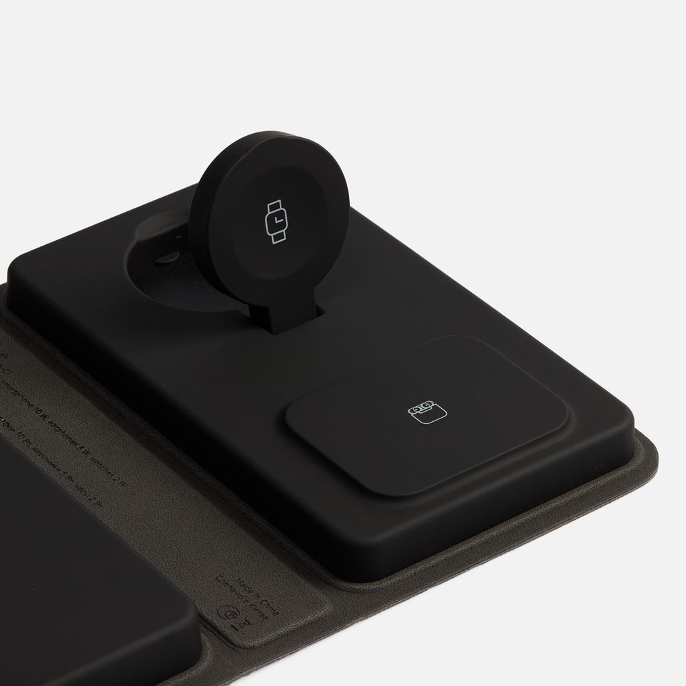 Внешний аккумулятор с беспроводной зарядкой reCover 8000 мАч Внешний аккумулятор с беспроводной зарядкой reCover 8000 мАч