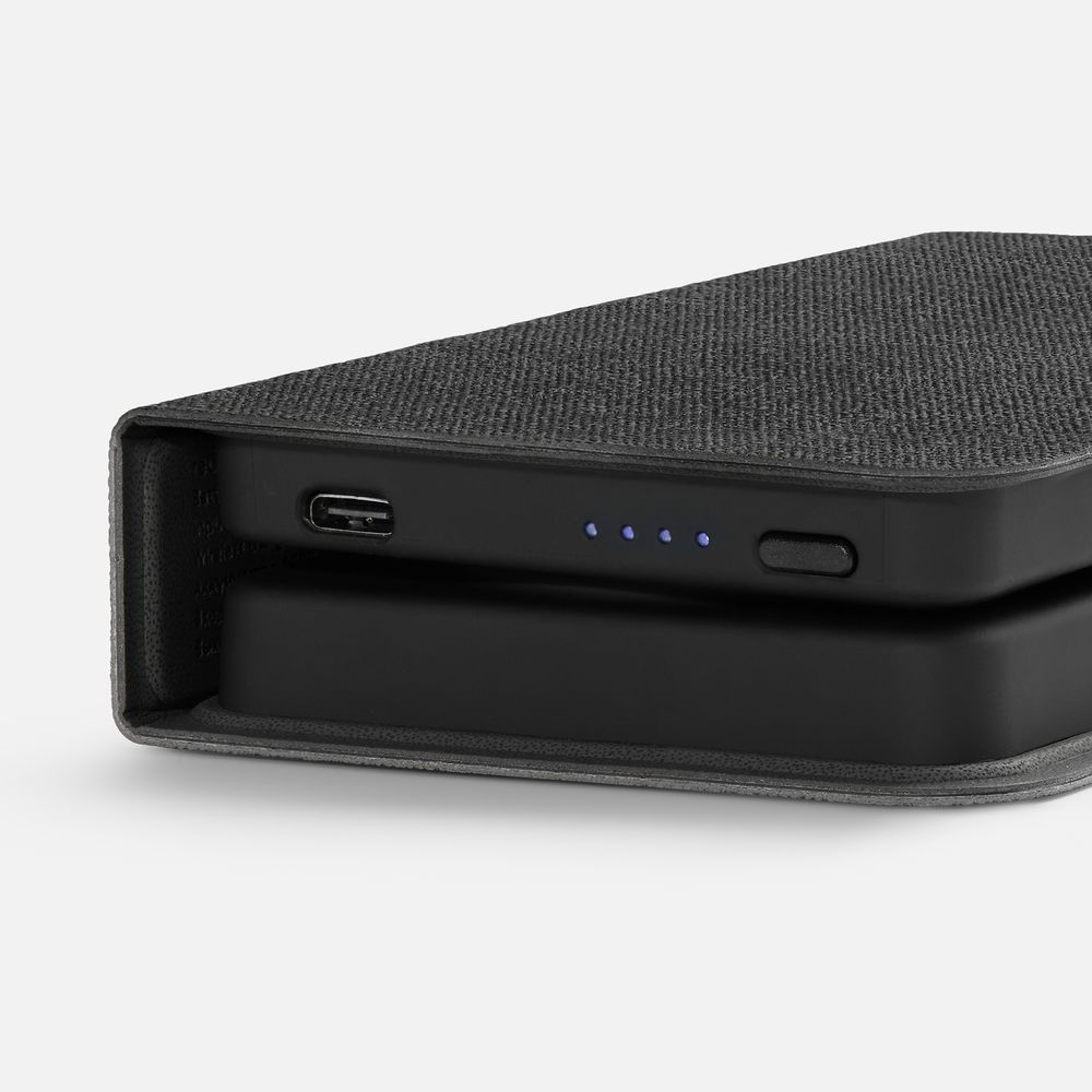 Внешний аккумулятор с беспроводной зарядкой reCover 8000 мАч Внешний аккумулятор с беспроводной зарядкой reCover 8000 мАч