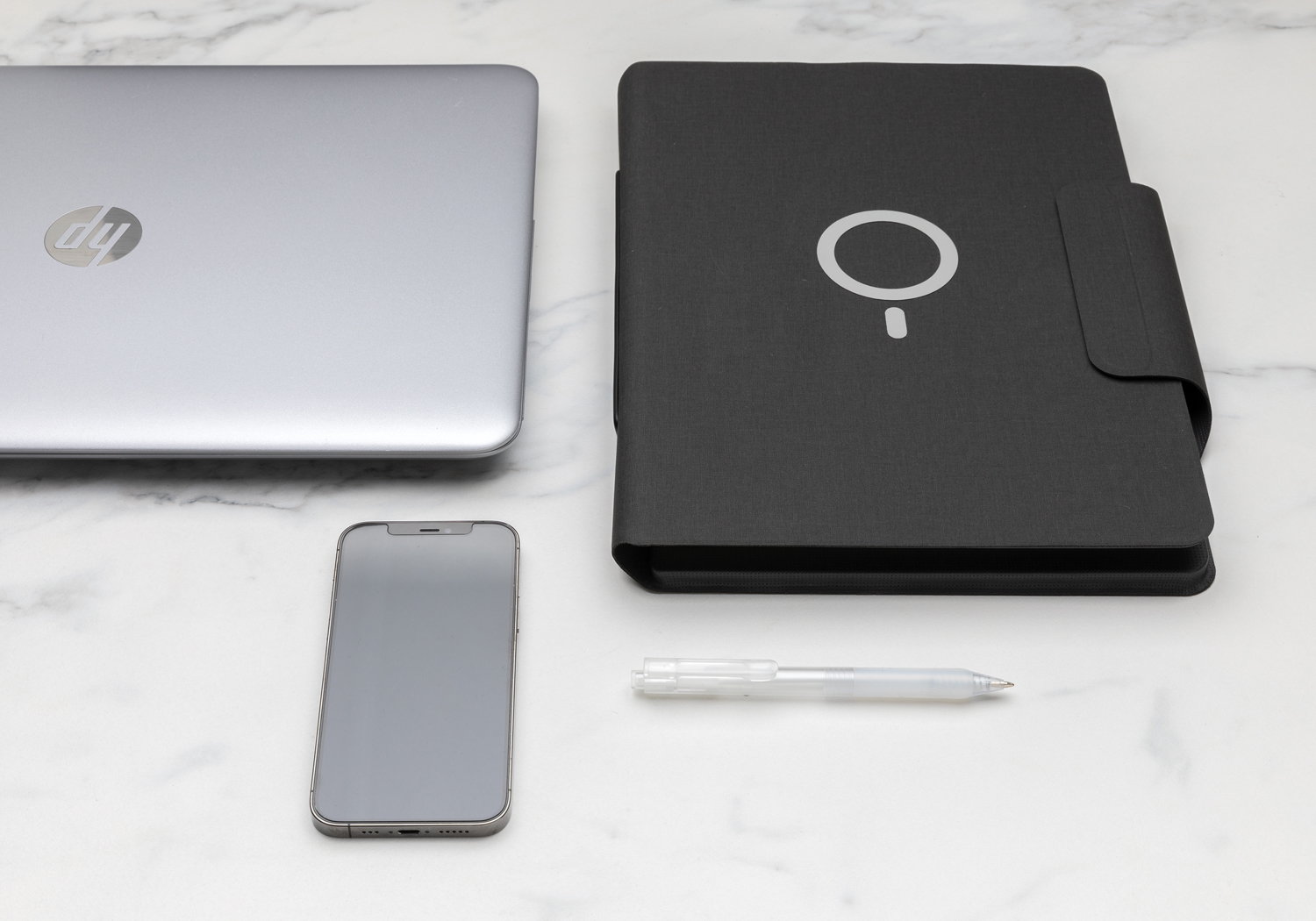 Органайзер Artic А4 с беспроводной магнитной зарядкой, 10 Вт Органайзер Artic А4 с беспроводной магнитной зарядкой, 10 Вт