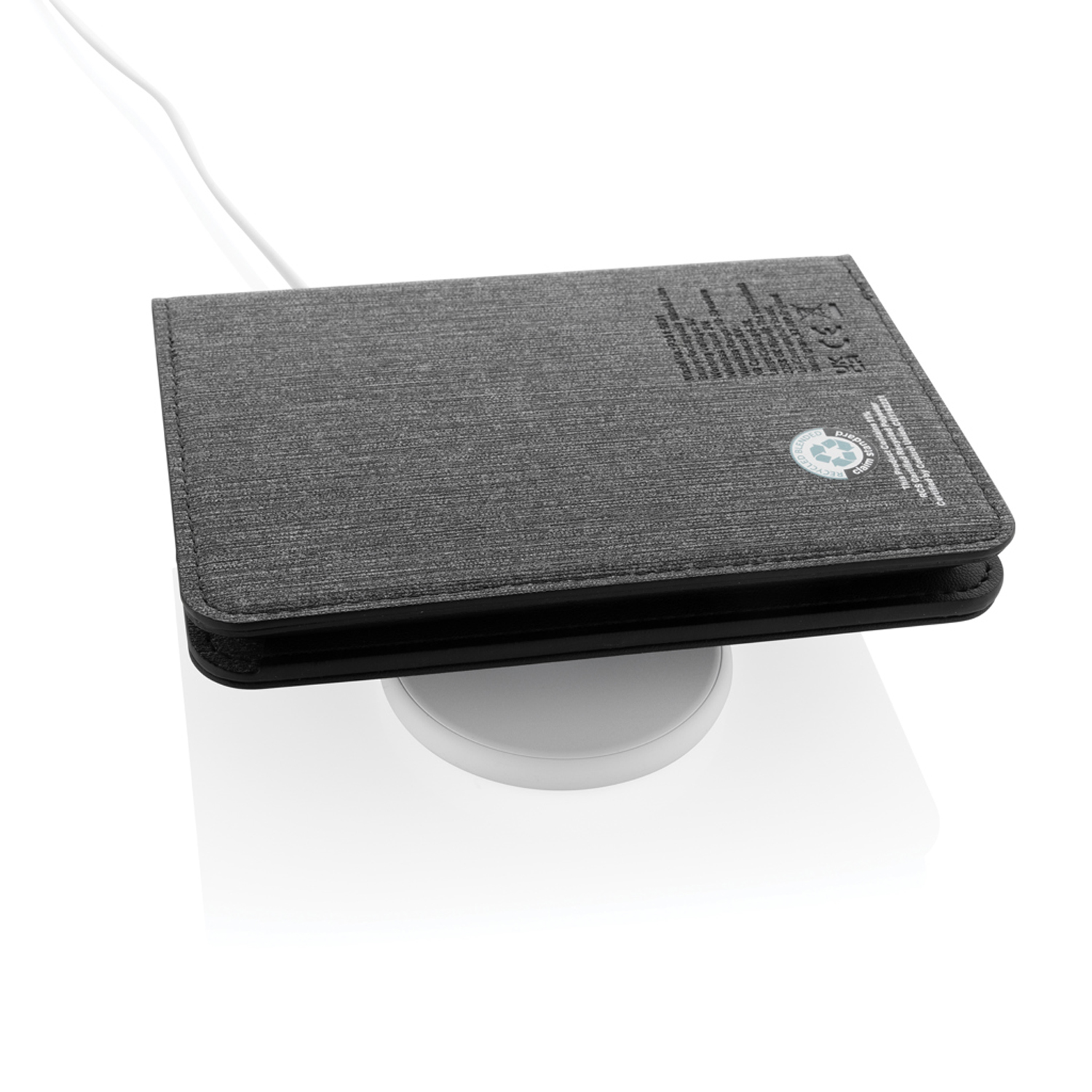 Обложка для паспорта Travelfinder с технологией Find My Обложка для паспорта Travelfinder с технологией Find My