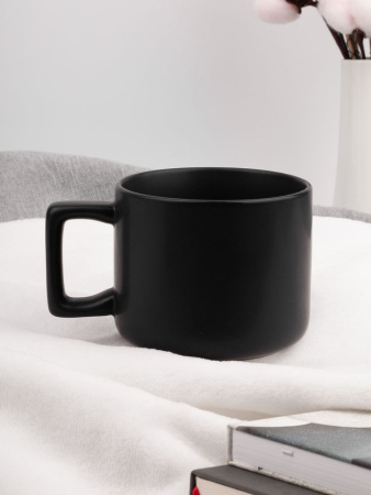 Чашка Jumbo в коробке матовая, черная