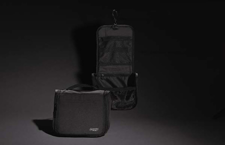 Дорожная косметичка Swiss Peak Lohan из rPET AWARE™