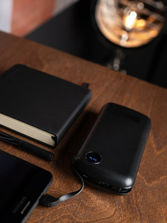 Аккумулятор "Blake" с функцией сверхбыстрой зарядки, 20 000 mAh (черный)