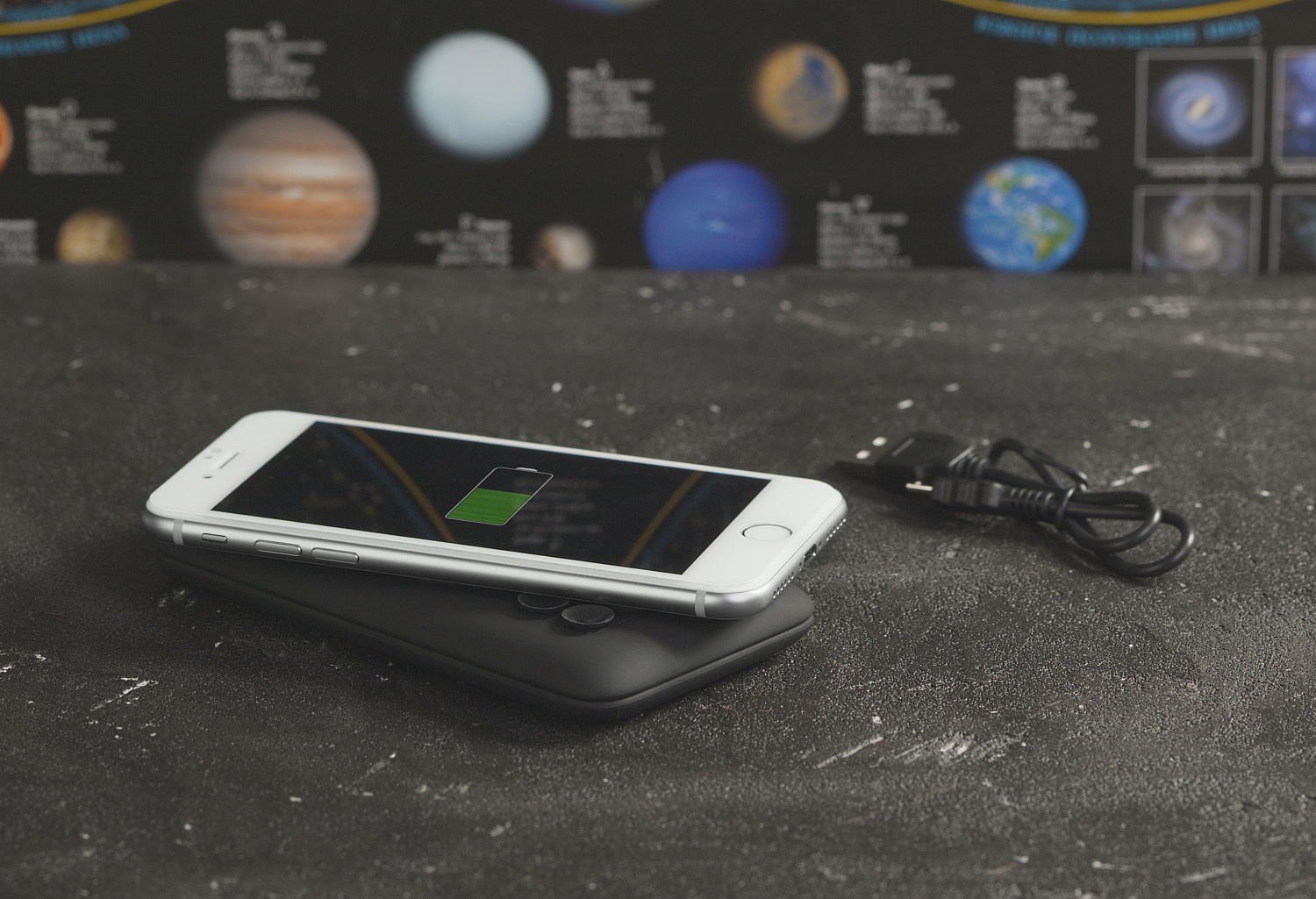 Беспроводное зарядное устройство "Ten SOFTTOUCH", 10000 mAh Беспроводное зарядное устройство "Ten SOFTTOUCH", 10000 mAh