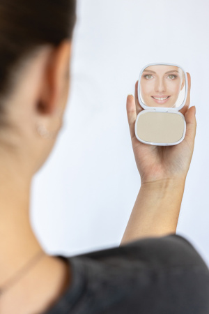 Зеркало для макияжа Reflecta из переработанного пластика RCS Зеркало для макияжа Reflecta из переработанного пластика RCS