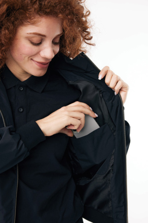 Куртка Iqoniq Odin из переработанного полиэстера