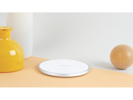 Беспроводное зарядное устройство Rombica  NEO Core Quick c быстрой зарядкой, белый (с лого) (Р) Беспроводное зарядное устройство Rombica  NEO Core Quick c быстрой зарядкой, белый (с лого) (Р)