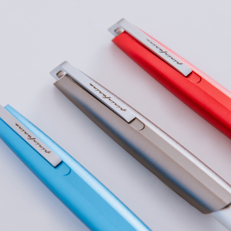 Шариковая ручка Pininfarina PF GO TITANIO