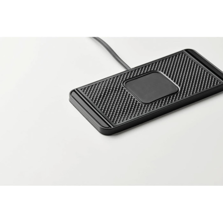 Зарядное устройство