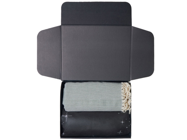 Подарочный набор Re:Still с пледом, свечой и диффузором