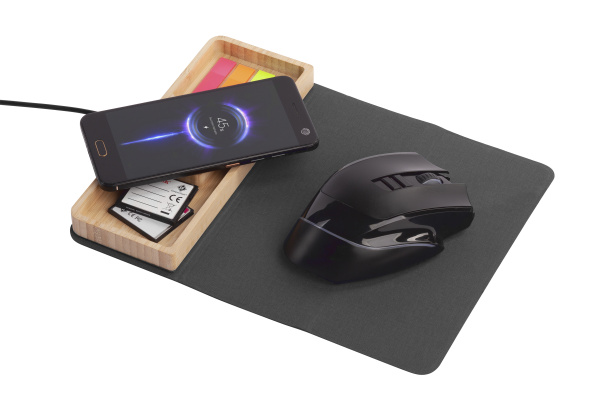 Коврик-трансформер с органайзером на магнитах с беспроводным (15W) ЗУ с подсветкой логотипа Коврик-трансформер с органайзером на магнитах с беспроводным (15W) ЗУ с подсветкой логотипа