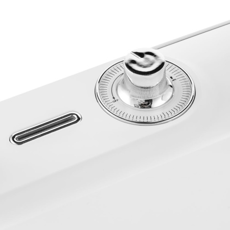 Лампа с колонкой и беспроводной зарядкой Flashback, белая Лампа с колонкой и беспроводной зарядкой Flashback, белая