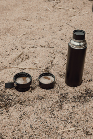 Термос VINGA Tono с двумя кружками RCS, 750 мл