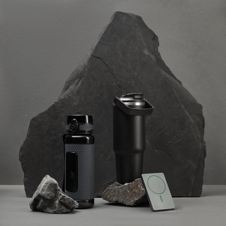 Бутылка для воды Vector, черная