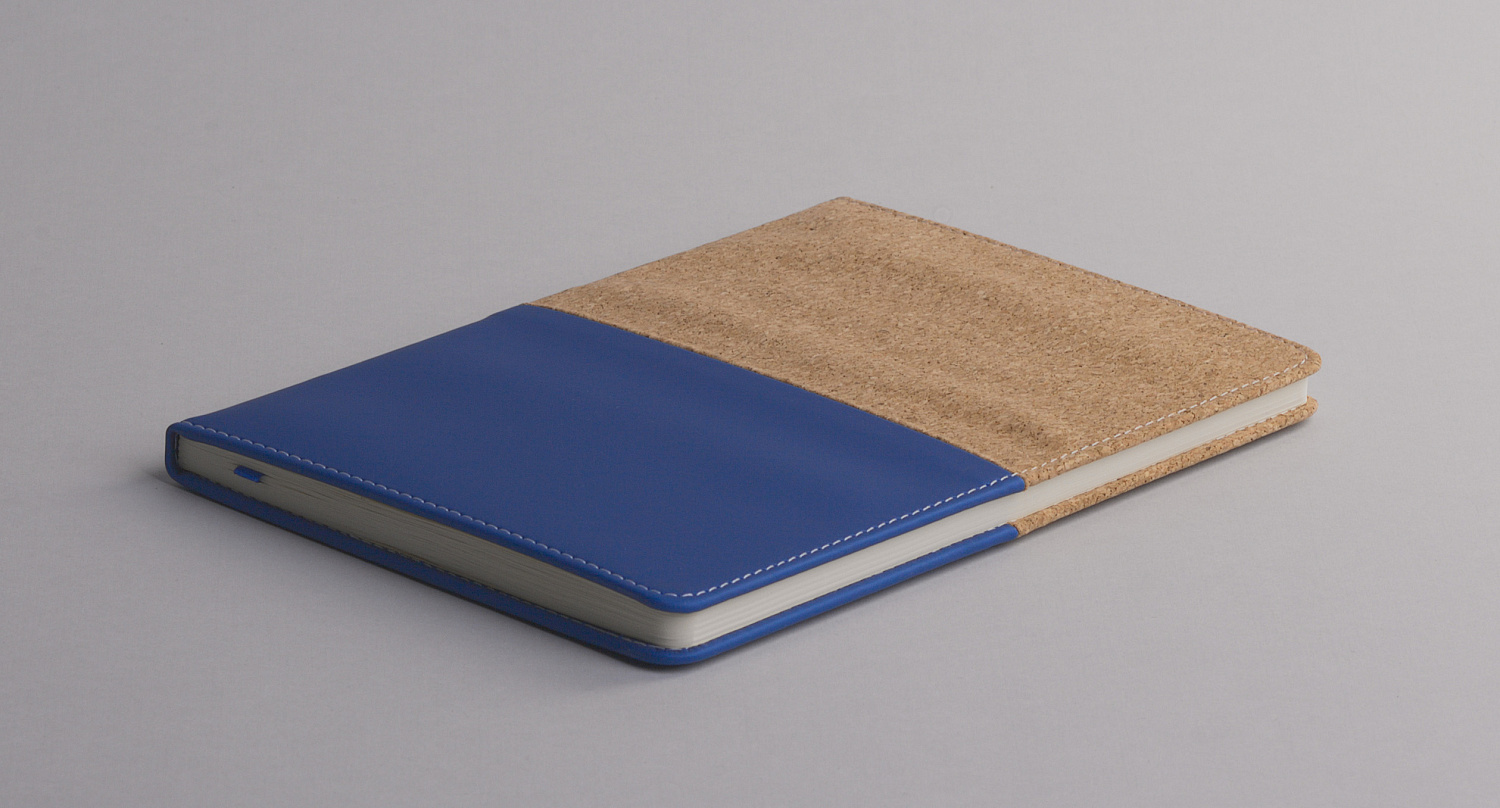 Блокнот "Фьюджи" уценка, формат А5, покрытие soft touch+пробка