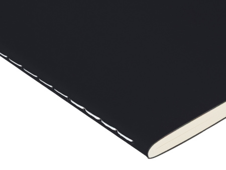 Скетчбук Sketch & Art в мягком переплете 178х230 мм, 32 л. бежевой бумаги 100 г/м2, черный