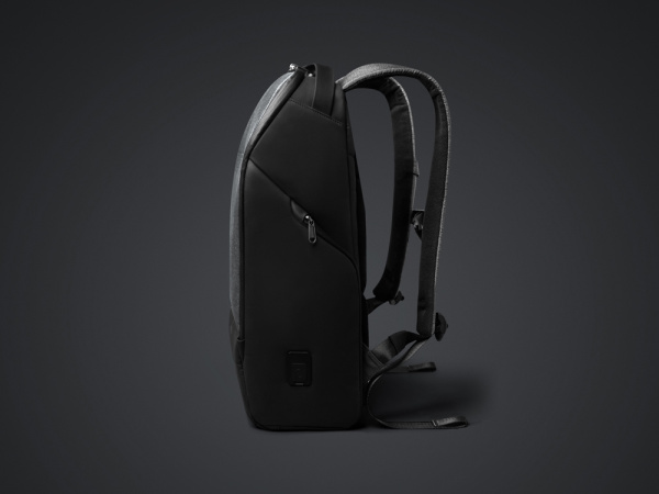 Водостойкий антикражный рюкзак FlexPackPro для ноутбука 15.6