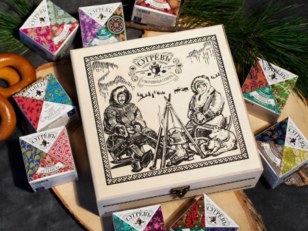 Подарочный набор c чаем Сокровища Севера в деревянной шкатулке без лого