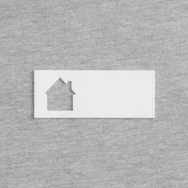 Лейбл из ПВХ с вырубкой «Дом», белый
