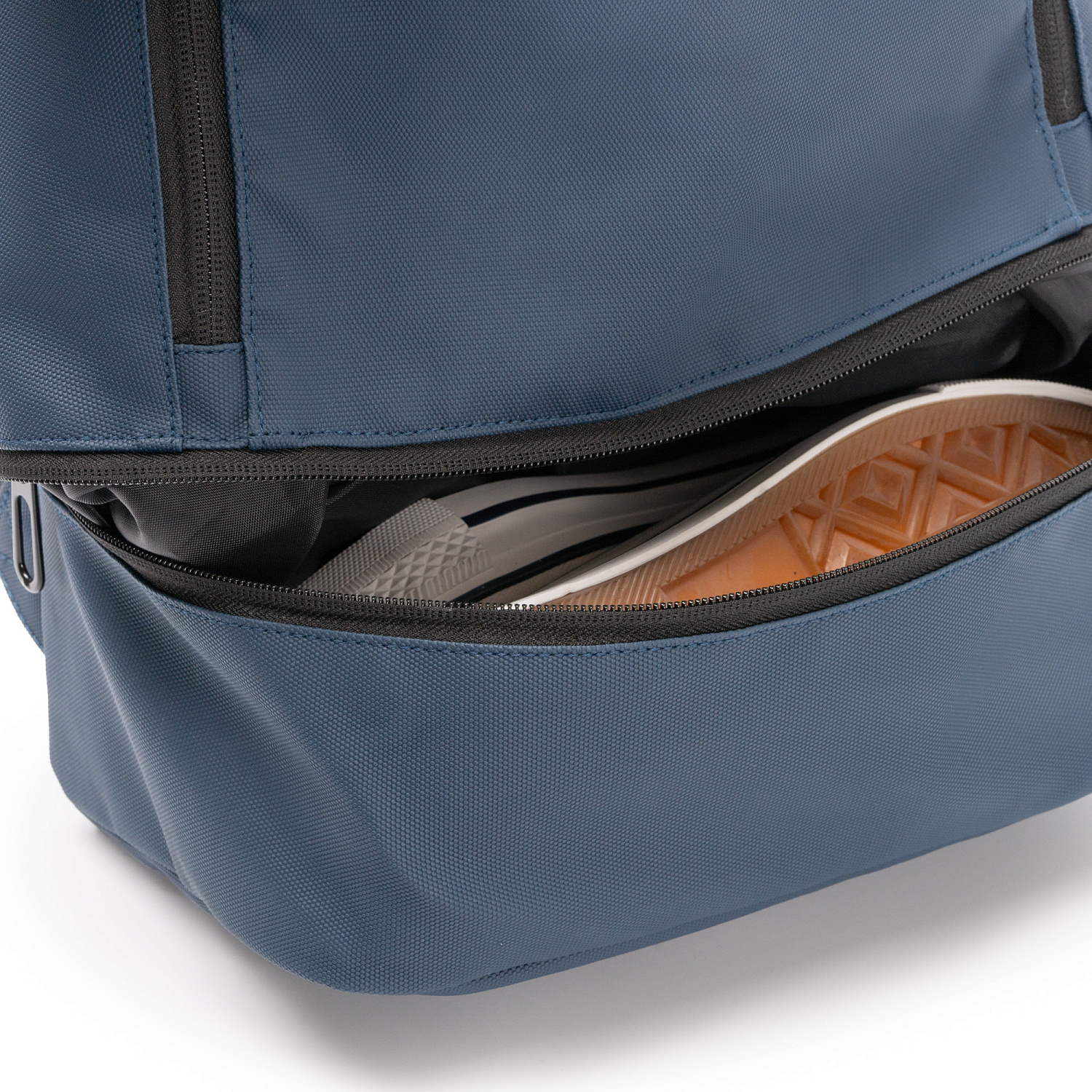 Рюкзак из искусственной кожи DERICK, черный