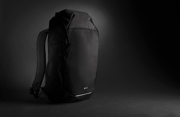 Бизнес-рюкзак Swiss Peak из RPET AWARE™ для ноутбука 15,6"