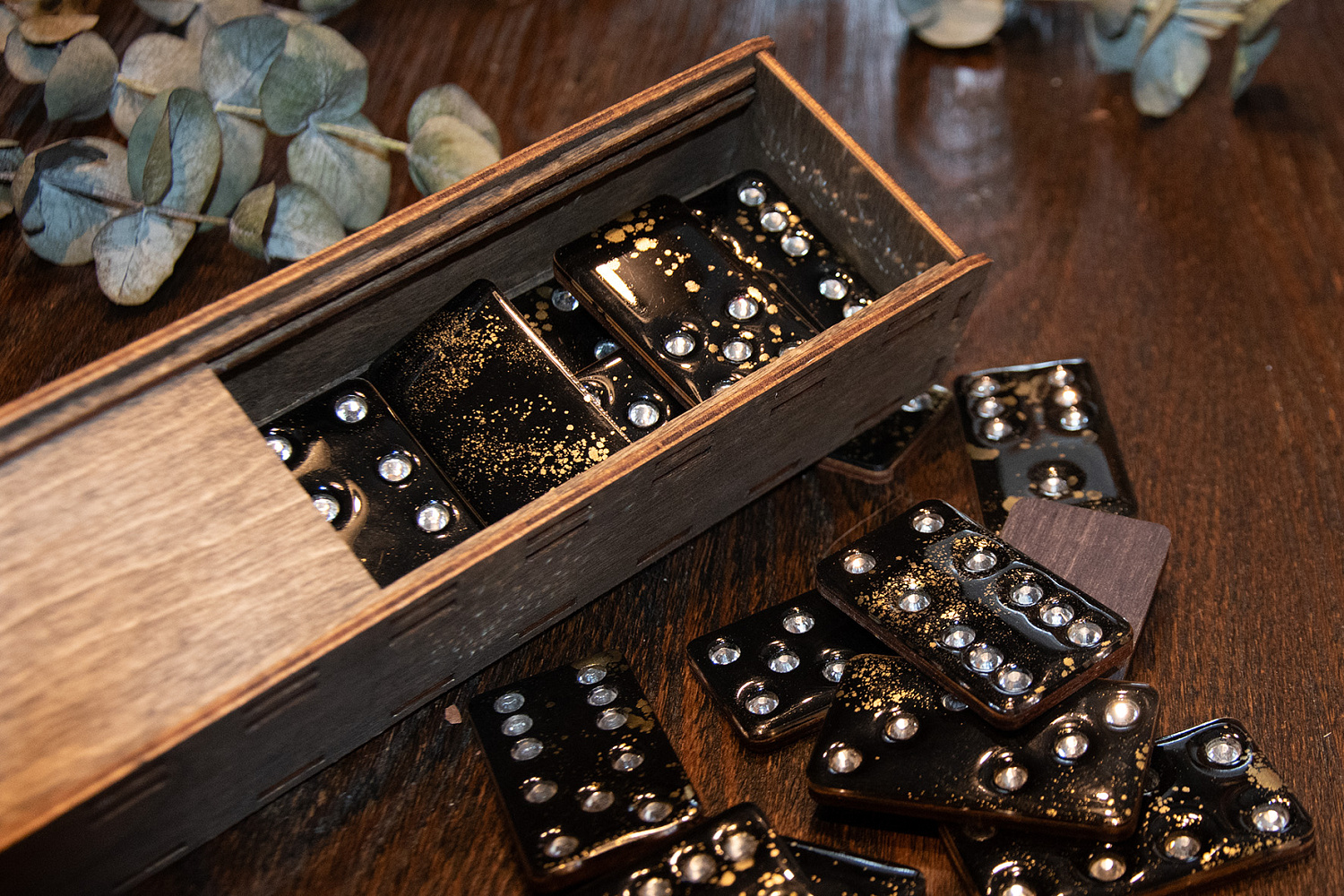 Домино в пенале WIN-WIN