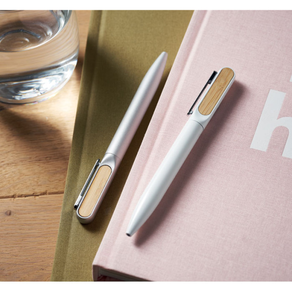 Ручка шариковая