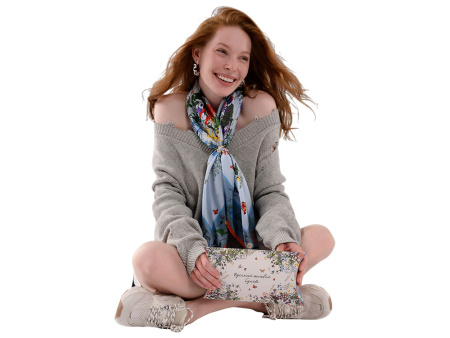 Платок Русский полевой букет, молочный