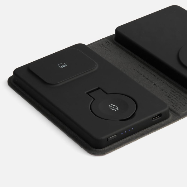 Внешний аккумулятор с беспроводной зарядкой reCover 8000 мАч, черный Внешний аккумулятор с беспроводной зарядкой reCover 8000 мАч, черный