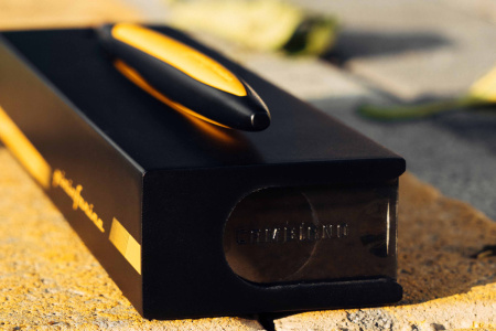 Вечная ручка Pininfarina Cambiano Race Yellow