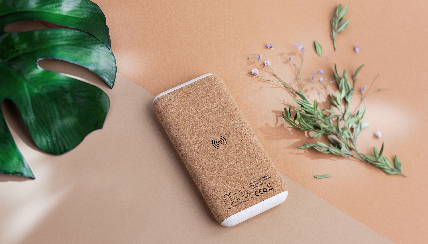 Беспроводное зарядное устройство "Cork Power" 10000 mAh, пластик/пшеничное волокно/пробка Беспроводное зарядное устройство "Cork Power" 10000 mAh, пластик/пшеничное волокно/пробка