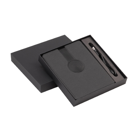 Папка А5 с беспроводным (10W) зарядным устройством 5000 mAh, с MagSafe и блокнотом Папка А5 с беспроводным (10W) зарядным устройством 5000 mAh, с MagSafe и блокнотом
