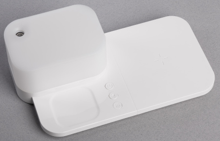 Настольная беспроводная (15W) зарядная станция  "Smart Base" с увлажнителем и лампой Настольная беспроводная (15W) зарядная станция  "Smart Base" с увлажнителем и лампой