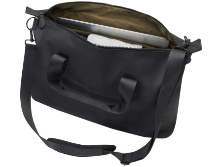 Спортивная сумка для ноутбука с диагональю экрана 15,6 дюйма Turner, изготовленная из переработанных материалов согласно стандарту GRS - сплошной черный