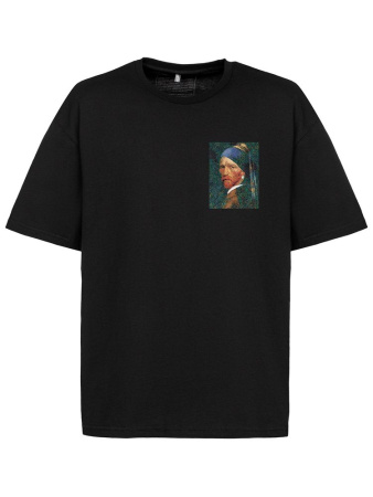 Футболка оверсайз «Мужчина с жемчужной сережкой», черная, размер XS/S