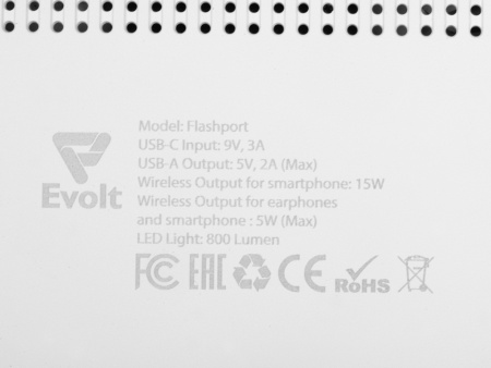 Складная зарядная станция с беспроводной зарядкой Flashport, 15 Вт, белый (Р) Складная зарядная станция с беспроводной зарядкой Flashport, 15 Вт, белый (Р)