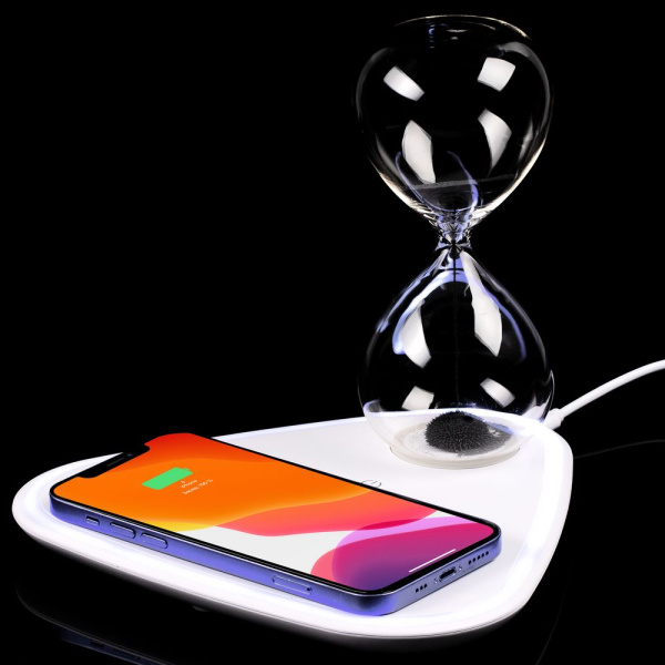 Станция беспроводной зарядки с антистрессом Countdown, белая Станция беспроводной зарядки с антистрессом Countdown, белая