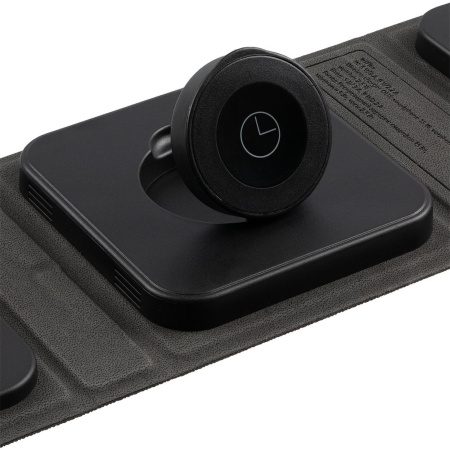 Складная станция беспроводной зарядки triFlex, черная Складная станция беспроводной зарядки triFlex, черная