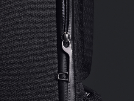 Водостойкий антикражный рюкзак Clickpack для ноутбука 15.6, черный