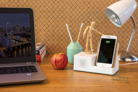 Беспроводная док-станция с колонкой «Ontario» 5W Беспроводная док-станция с колонкой «Ontario» 5W