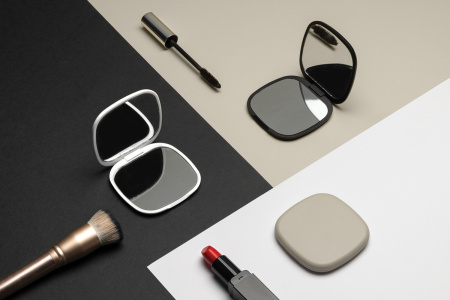 Зеркало для макияжа Reflecta из переработанного пластика RCS