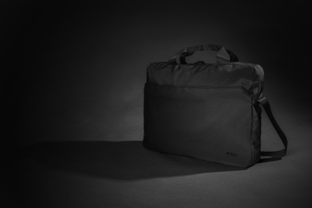 Сумка для ноутбука Swiss Peak Essential из rPET Aware™, 15.6"