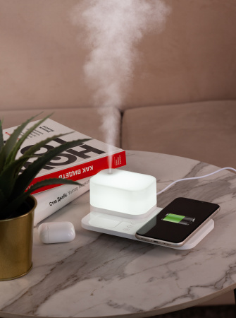 Настольная беспроводная (15W) зарядная станция  "Smart Base" с увлажнителем и лампой Настольная беспроводная (15W) зарядная станция  "Smart Base" с увлажнителем и лампой