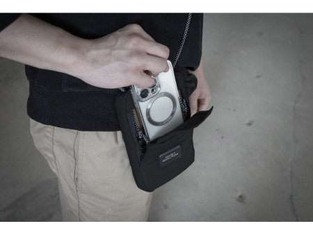 Удобная повседневная сумка Solo Eco, черный