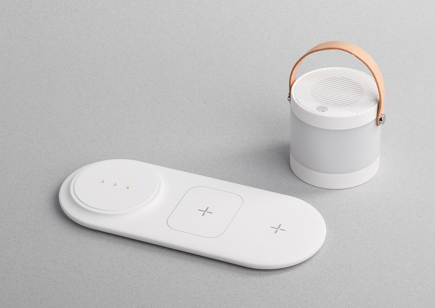 Настольная беспроводная (15W) зарядная станция "Smart Home" с bluetooth колонкой-лампой Настольная беспроводная (15W) зарядная станция "Smart Home" с bluetooth колонкой-лампой