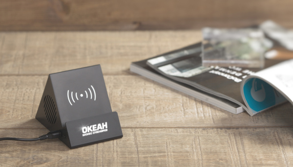 Bluetooth колонка-подставка "Rock" 3Вт с беспроводным зарядным устройством и подсветкой логотипа Bluetooth колонка-подставка "Rock" 3Вт с беспроводным зарядным устройством и подсветкой логотипа