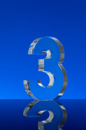 Стела Born Leader 3